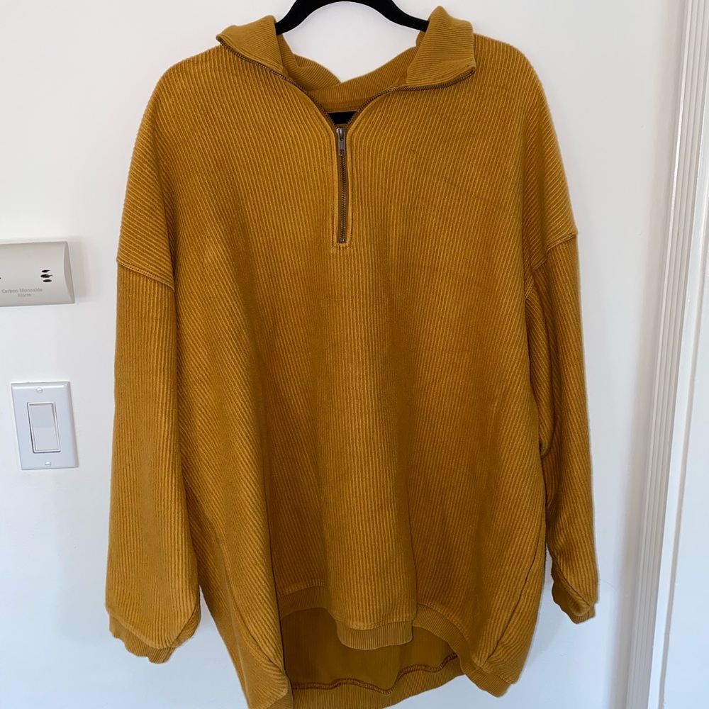 Mustard yellow sweatshirt